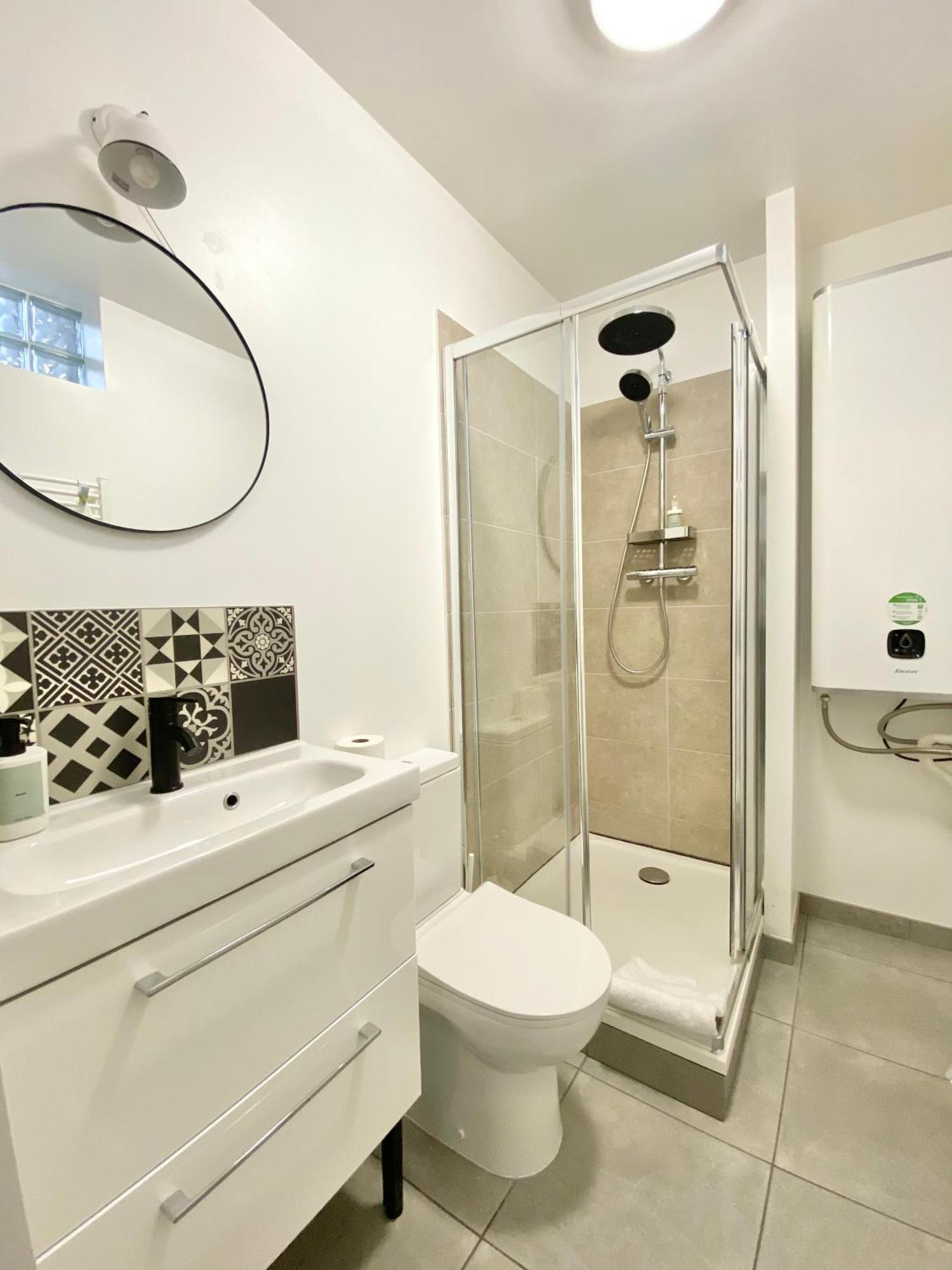 Villa Vlas - Chambre D'Hote - Лимож Екстериор снимка